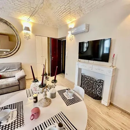 Chic House Near The Castle *