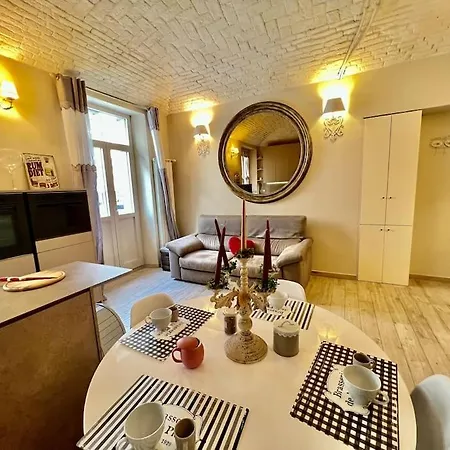 Chic House Near The Castle
